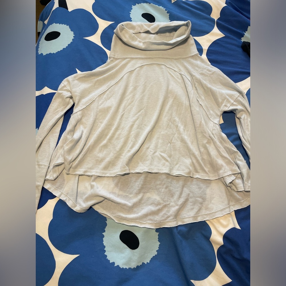 Free people warm light blue turtleneck sweater